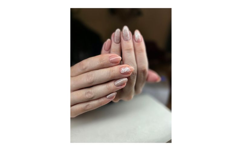 Nude Nails